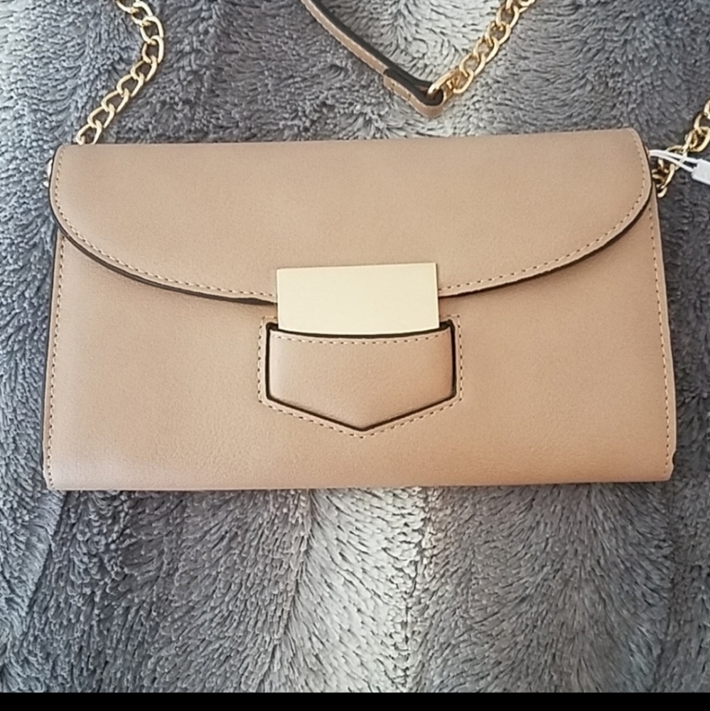 Urban Expressions Crossbody Bag NWT - Picture 2 of 6